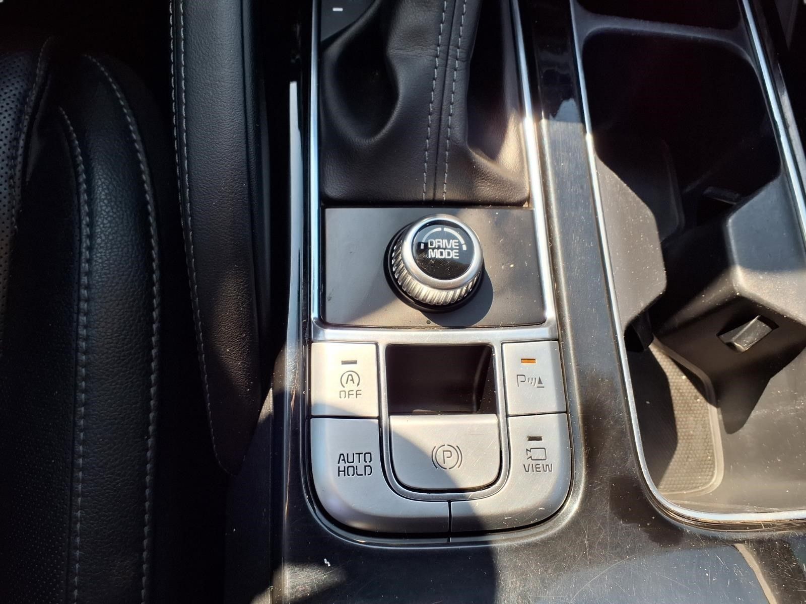 2022 Kia Telluride SX White at Mac Haik CDJR North Houston