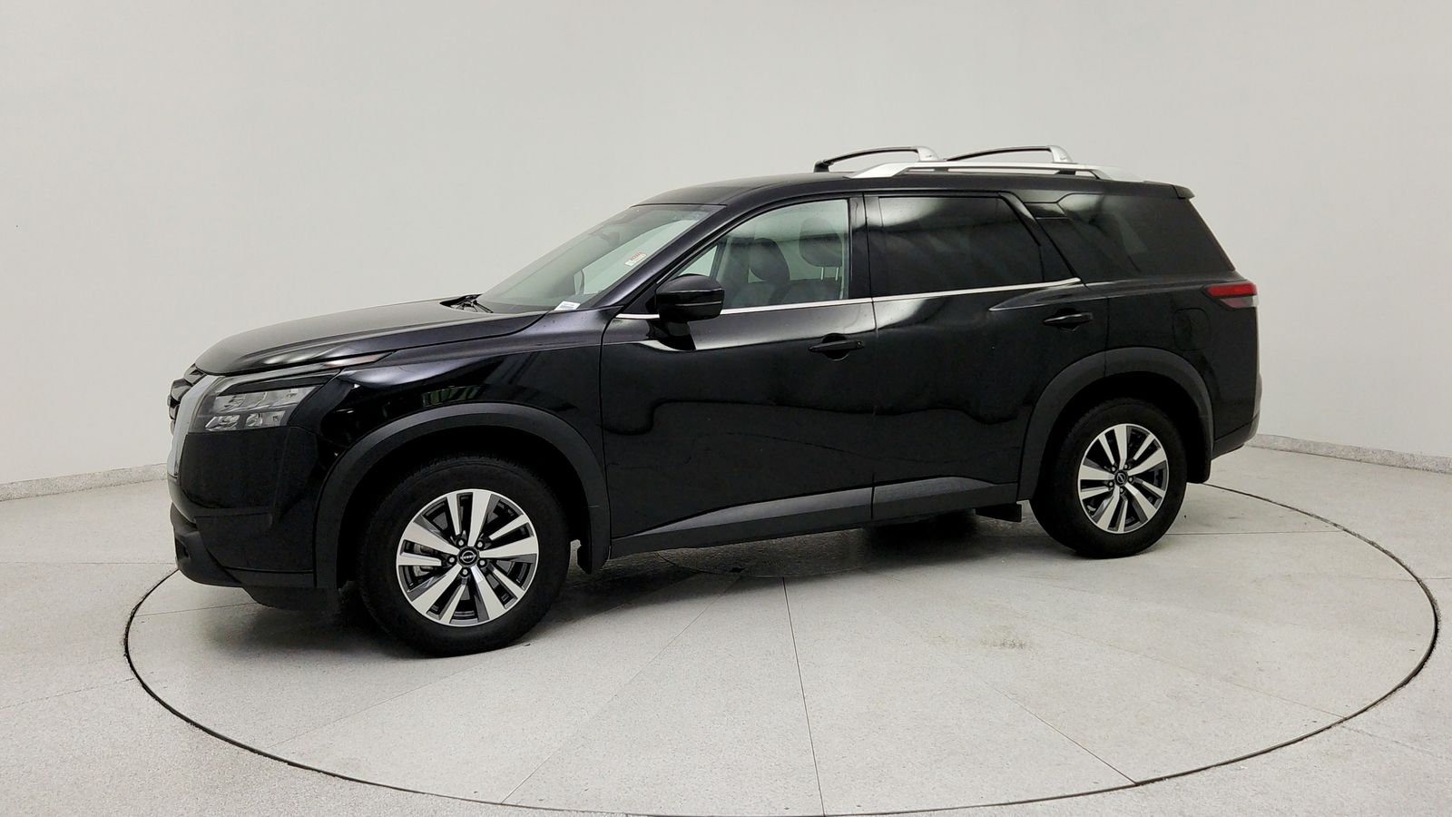 Used 2025 Black Nissan SL image 3