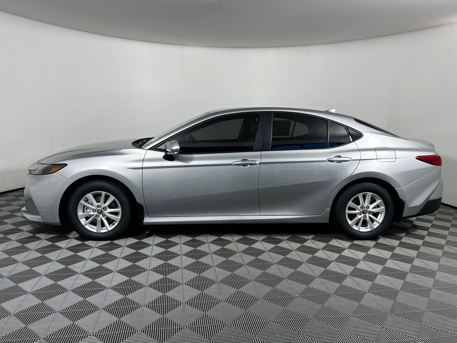 Thumbnail: 2026 Toyota Camry - 8