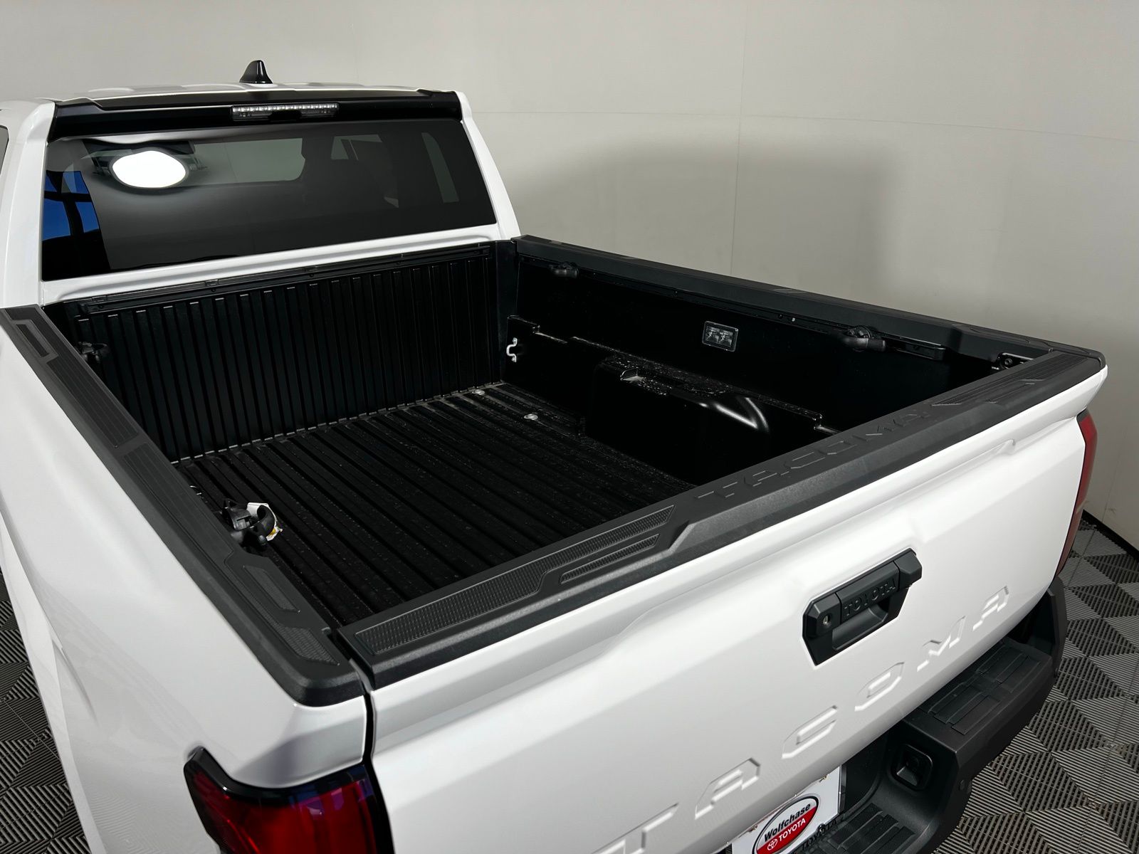 2024 Toyota Tacoma SR 17