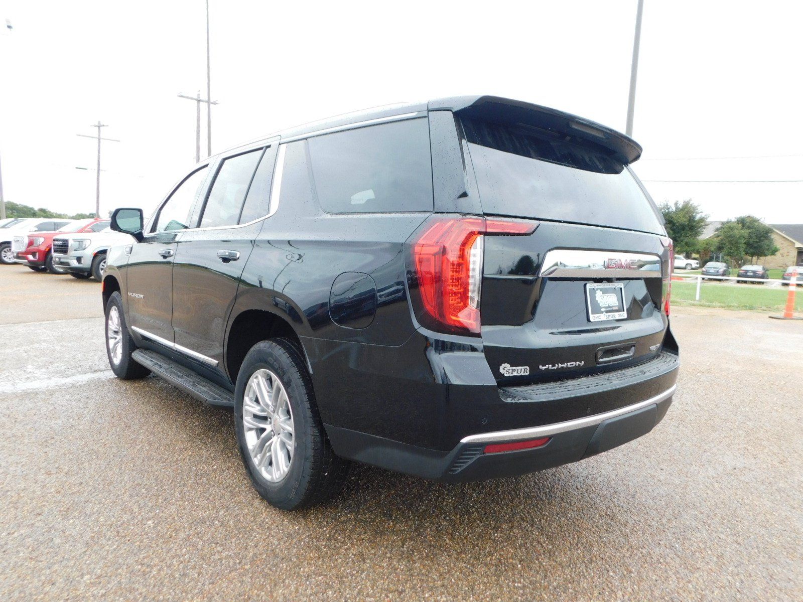 2024 GMC Yukon SLT 3