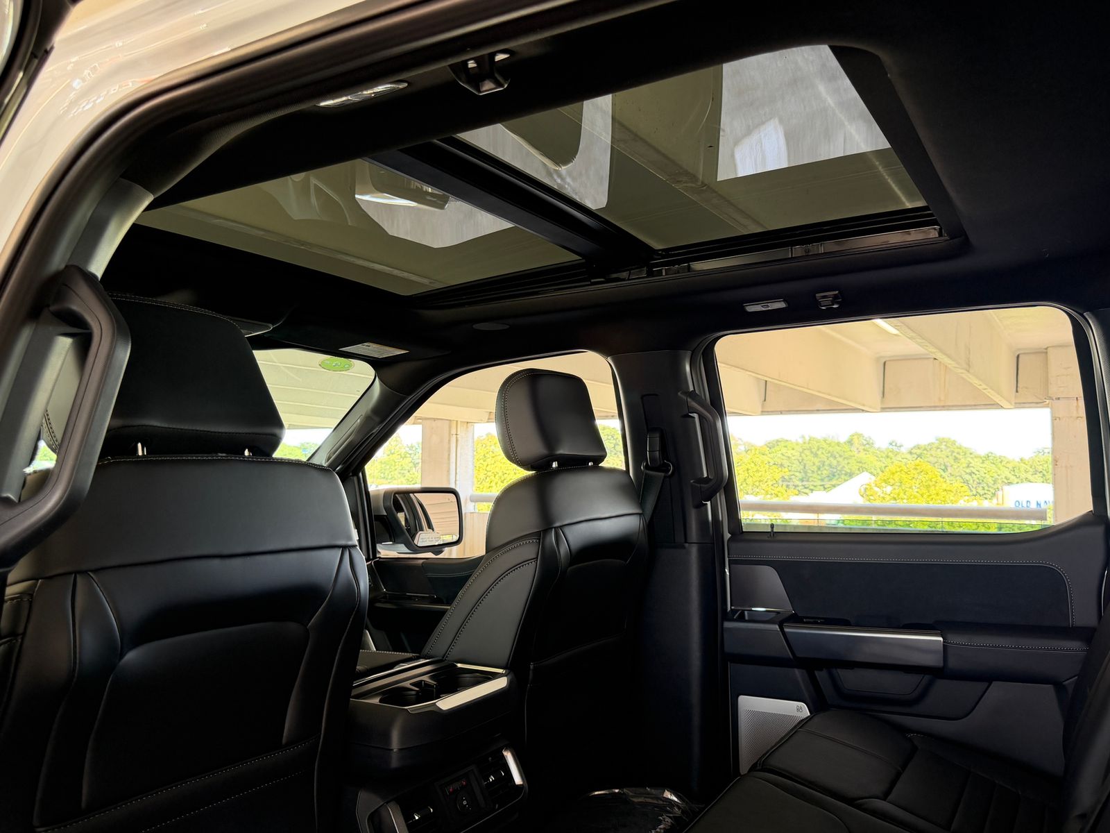 New 2026 Avalanche Ford Platinum image 21