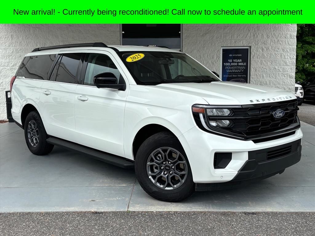White Metallic 2025 Ford Expedition MAX Active 4WD SUV / Crossover Four-Wheel Drive Automatic
