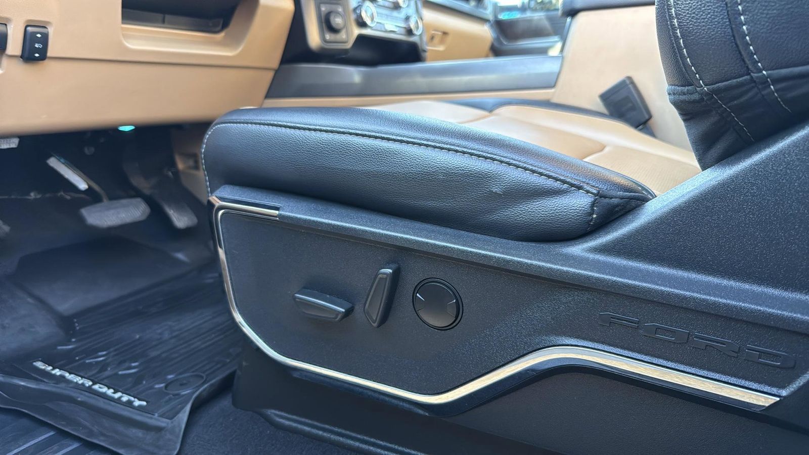 Used Car 2024 Ford F-350sd  Lariat For Sale Under $80,000 In Austin, Texas