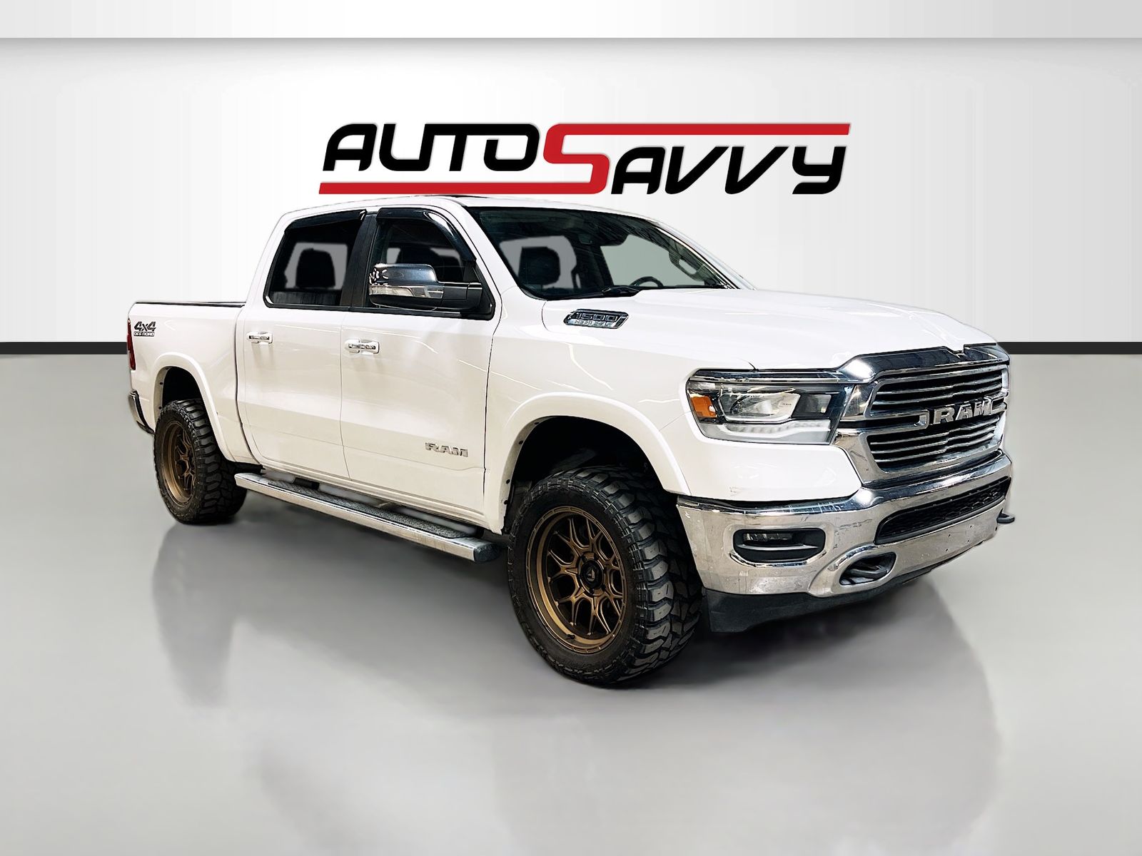 2020 RAM 1500 Laramie 4x4 Crew Cab 5'7's photo