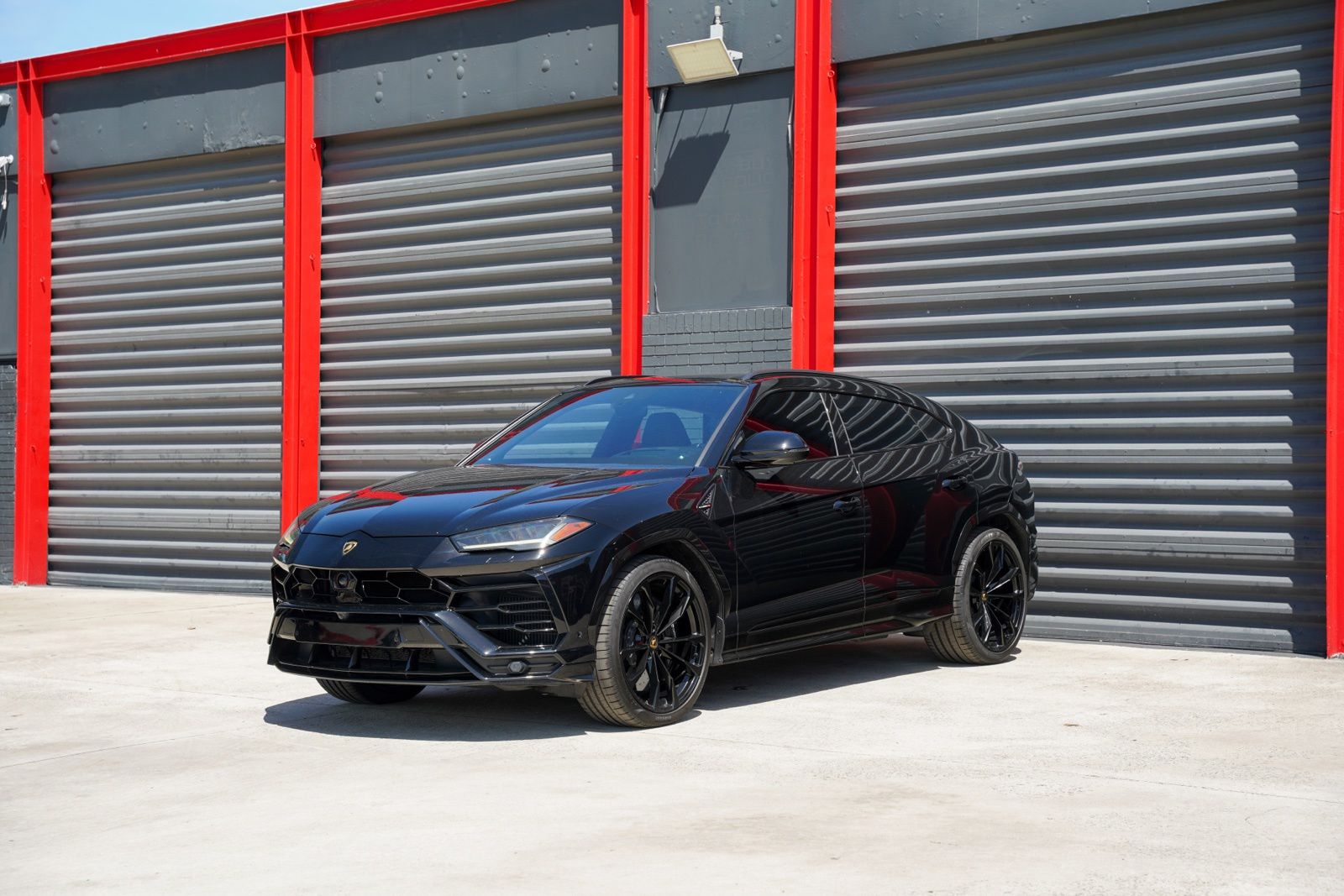 Black 2022 Lamborghini Urus SUV / Crossover All-Wheel Drive 8-Speed Automatic