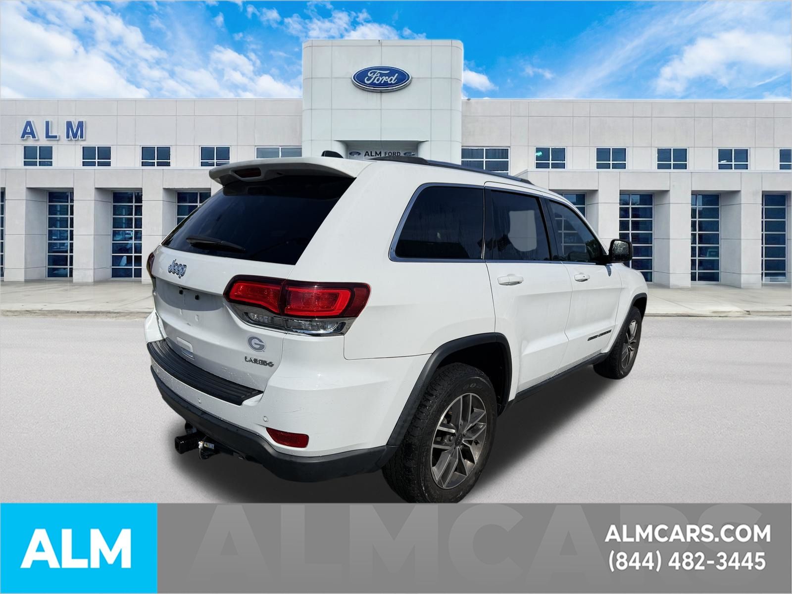 Used 2020 Bright White Clearcoat Jeep Laredo E image 6