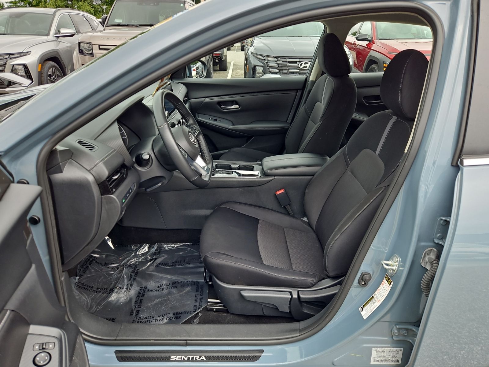 Used 2025 Gray Nissan SV image 9