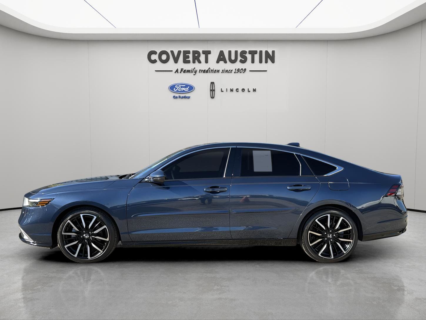 Used Car 2024 Honda Accord Hybrid  Touring For Sale Under $35,000 In Austin, Texas