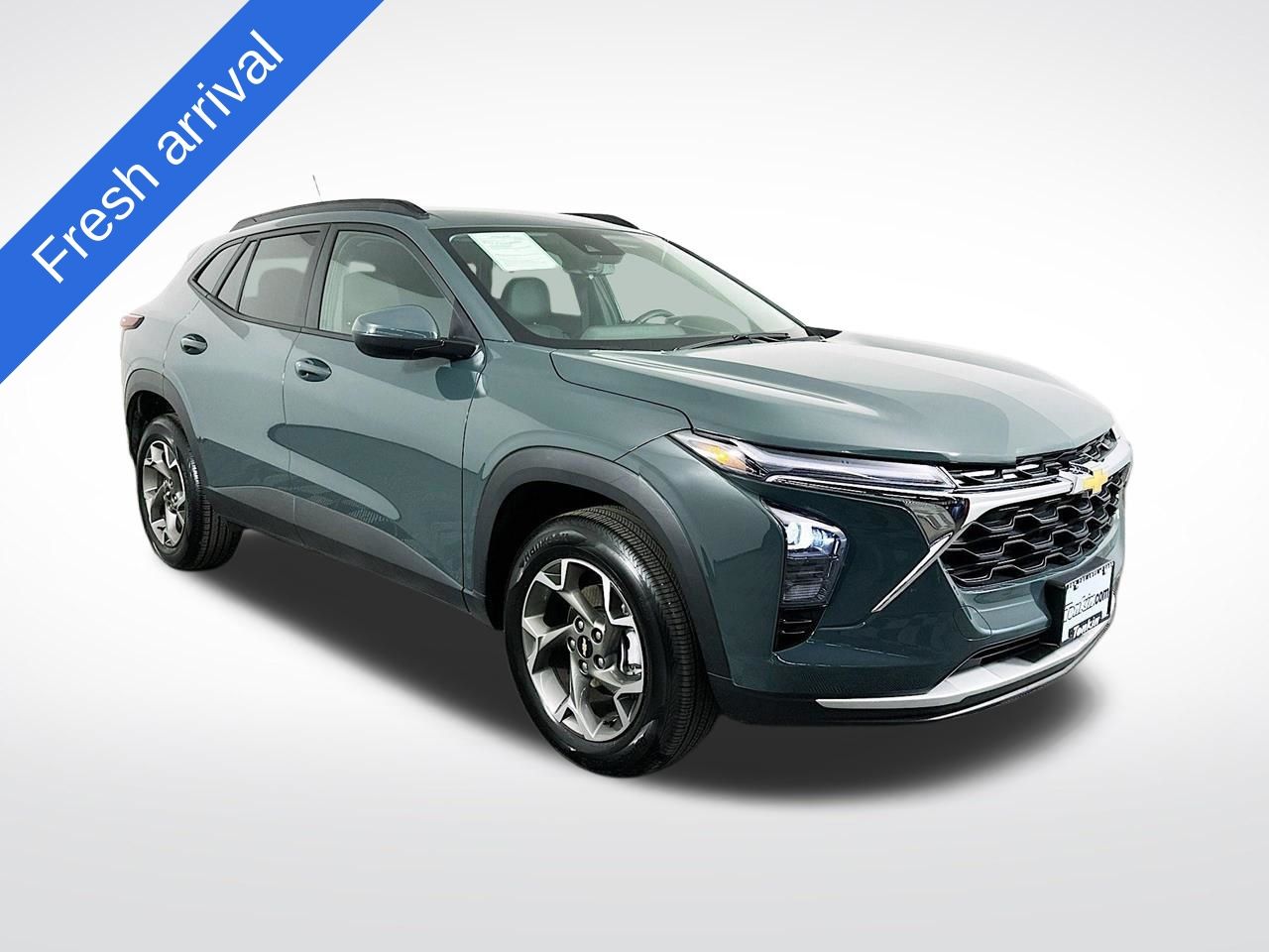 Cypress Gray 2025 Chevrolet Trax LT FWD SUV / Crossover Front-Wheel Drive 6-Speed Automatic