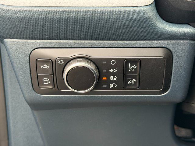 New 2026 Azure Gray Metallic Tri-Coat Ford XLT image 34