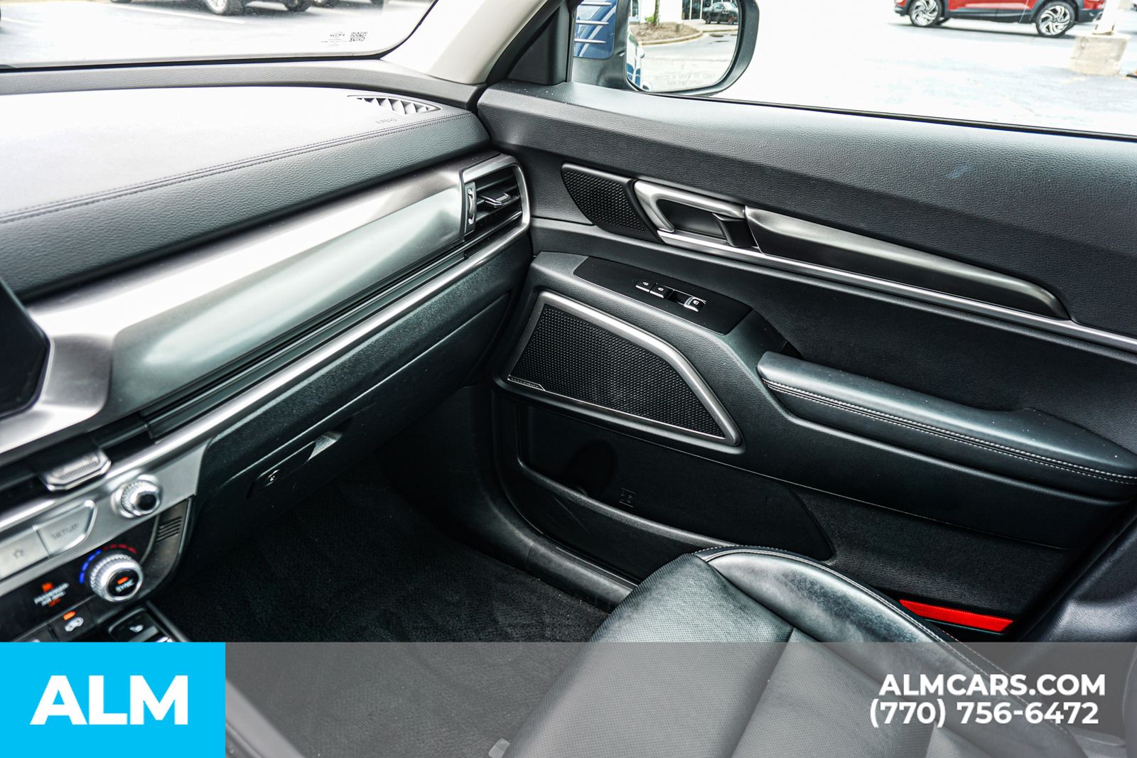 Used 2025 Black Kia S image 48