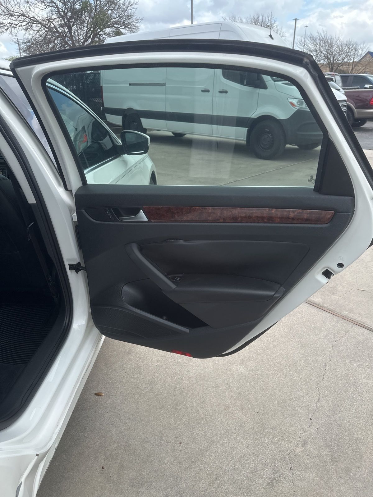 Used Car 2013 Volkswagen Passat  2.5 Sel For Sale Under $10,000 In Austin, Texas