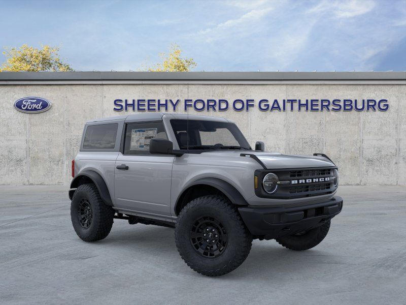 2026 Ford Bronco Base 4x4's photo