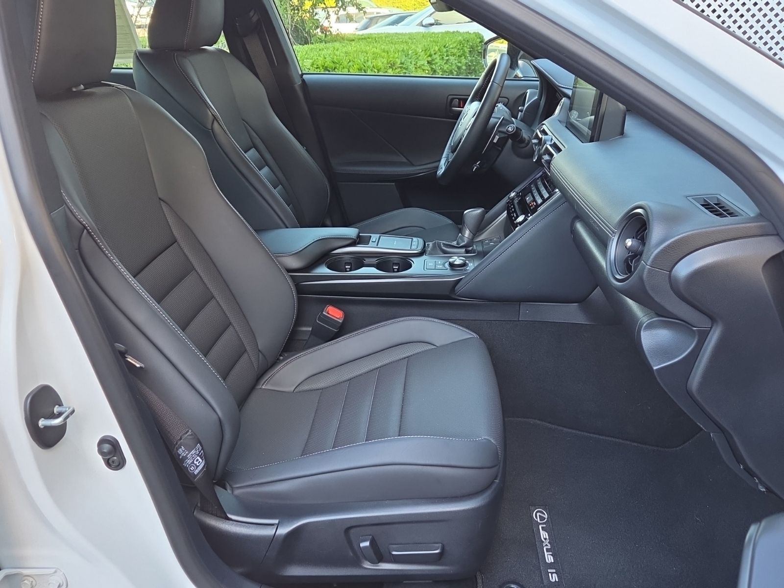 Used 2025 White Lexus 350 F SPORT image 31