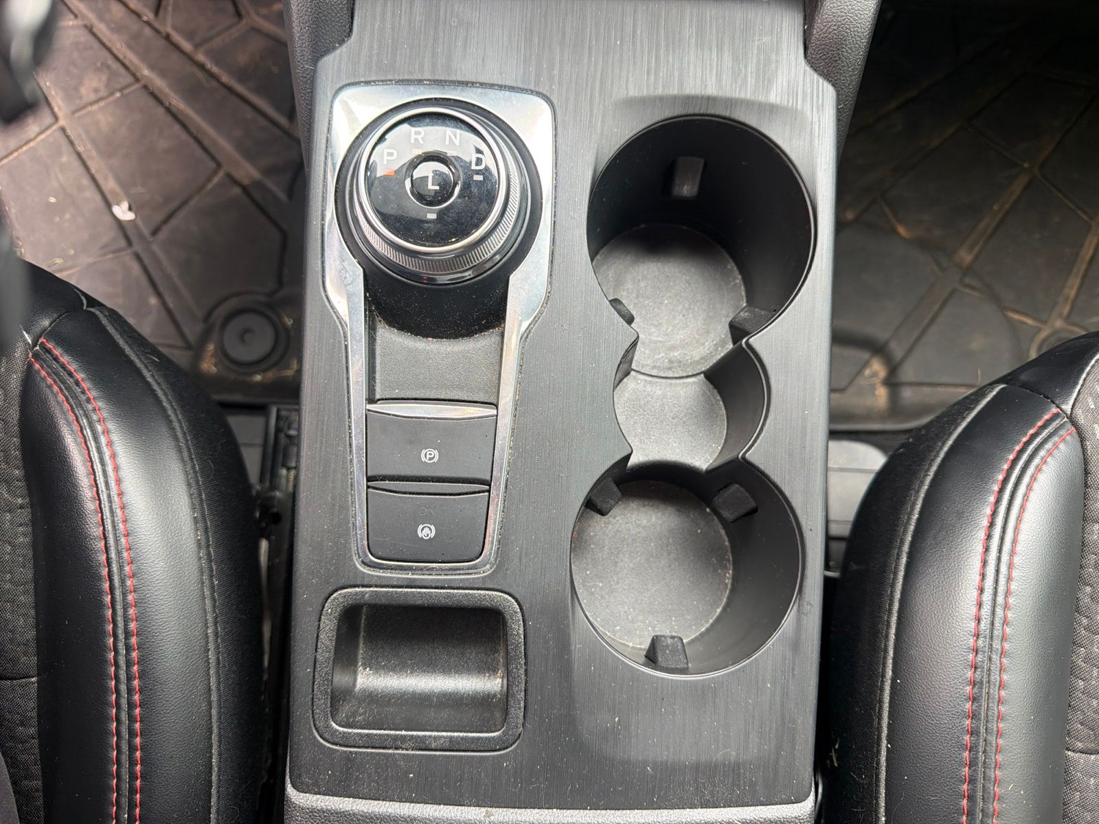 Certified Used 2024 Carbonized Gray Metallic Ford ST-Line image 19