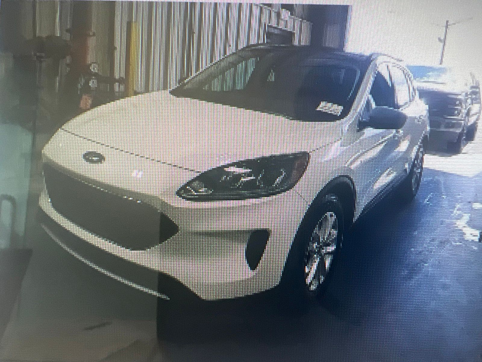 White Metallic 2022 Ford Escape Hybrid SUV / Crossover Front-Wheel Drive Continuously Variable Transmission