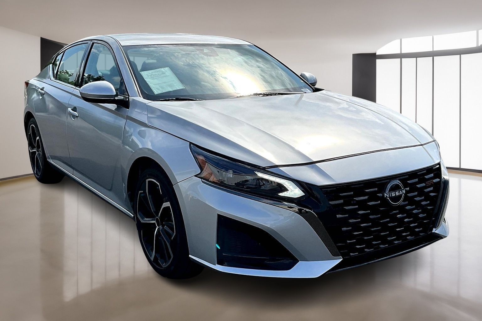 Brilliant Silver Metallic 2024 Nissan Altima 2.5 SR FWD Sedan Front-Wheel Drive Continuously Variable Transmission