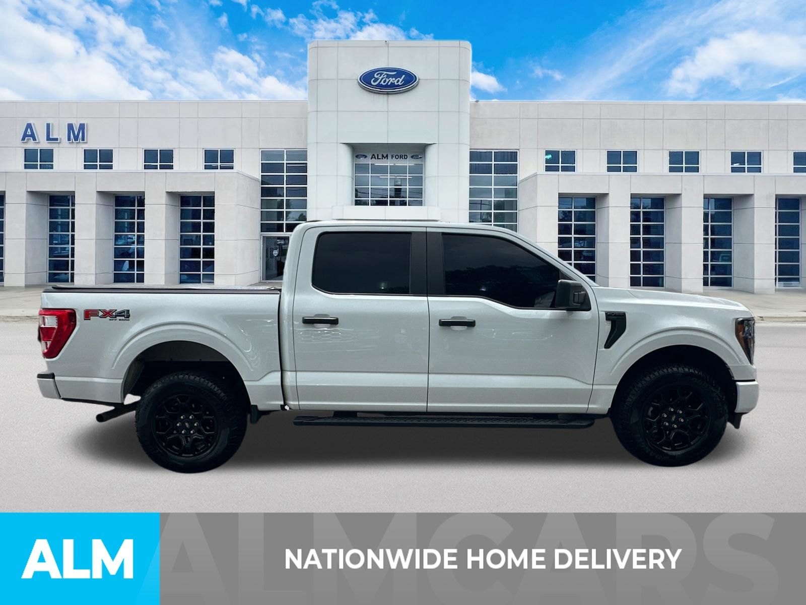 Used 2023 Oxford White Ford XL image 4