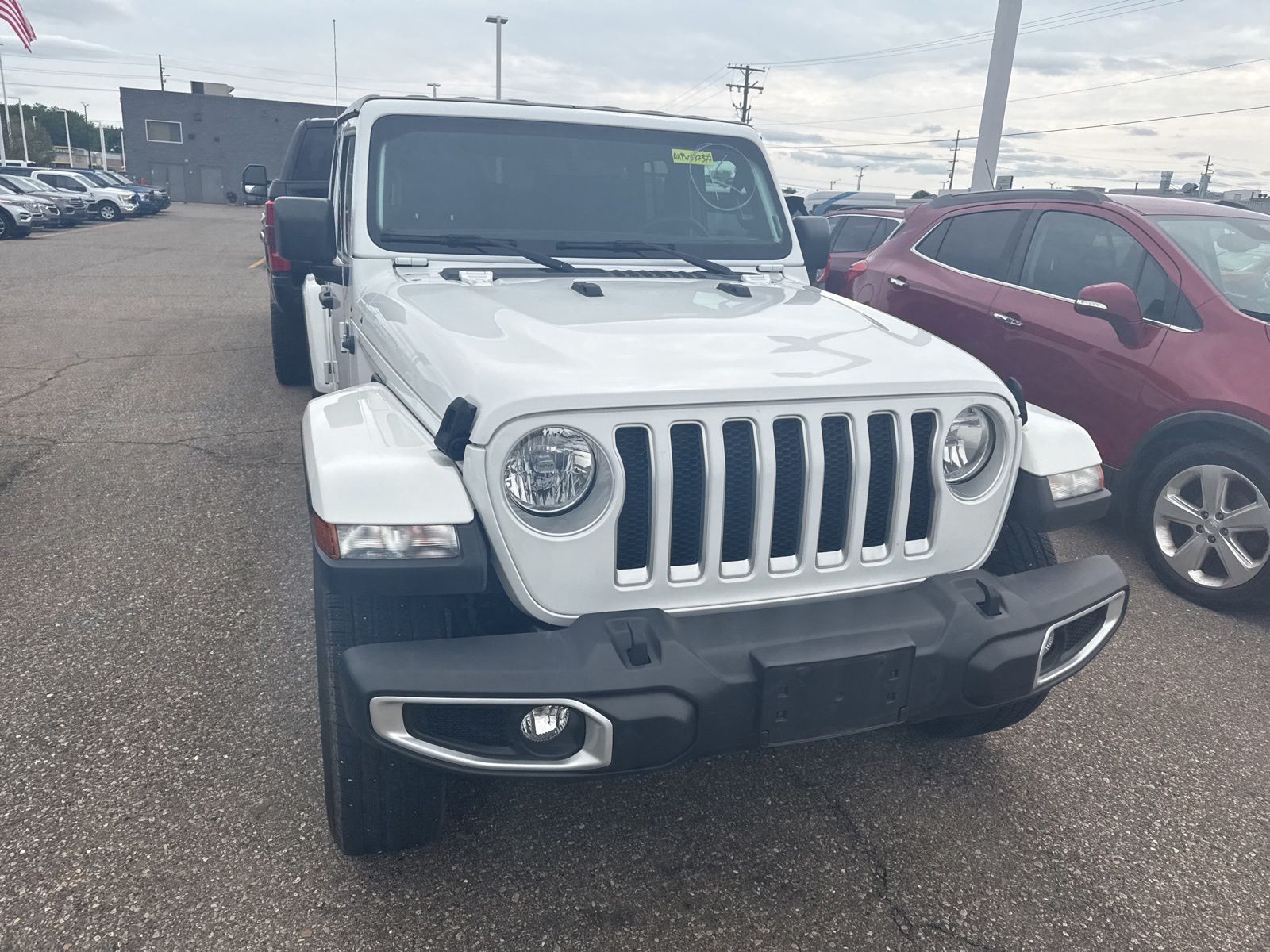 View vehicle photo 4