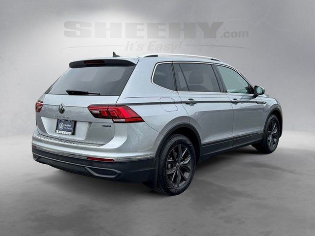 Used 2024 Silver Volkswagen 2.0T SE image 10