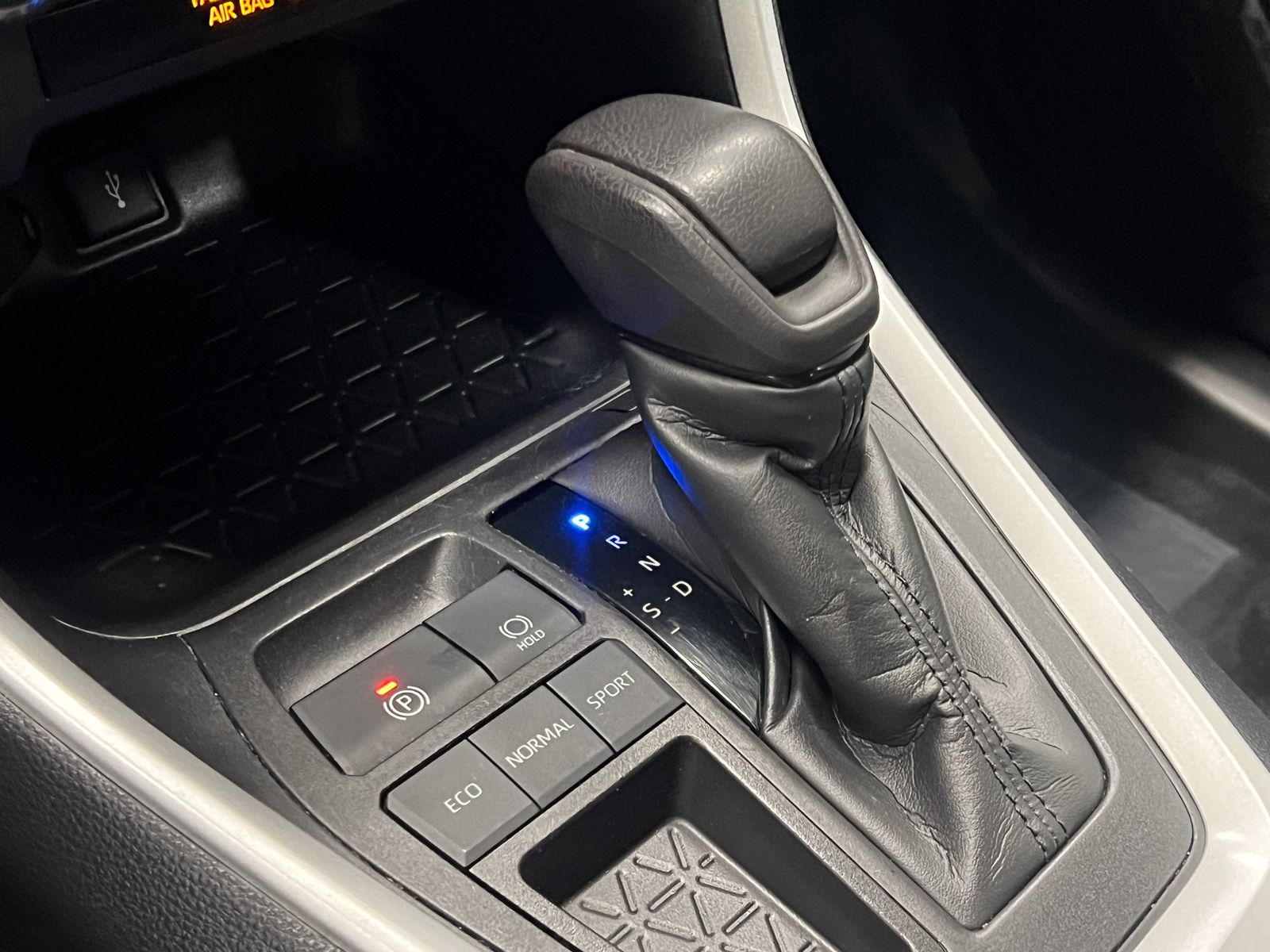 used 2021 Toyota RAV4 car, priced at $23,996
