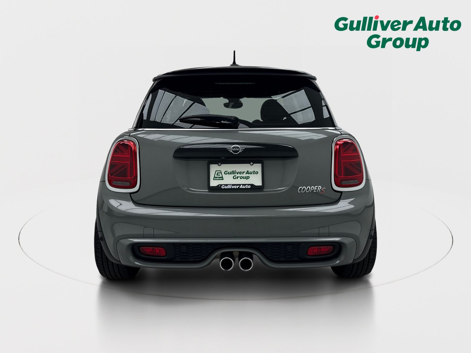 View vehicle photo 7