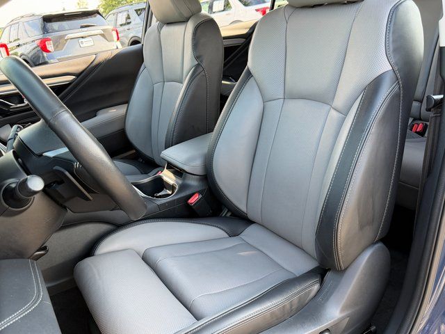 Used 2025 Cosmic Blue Pearl Subaru Limited image 35