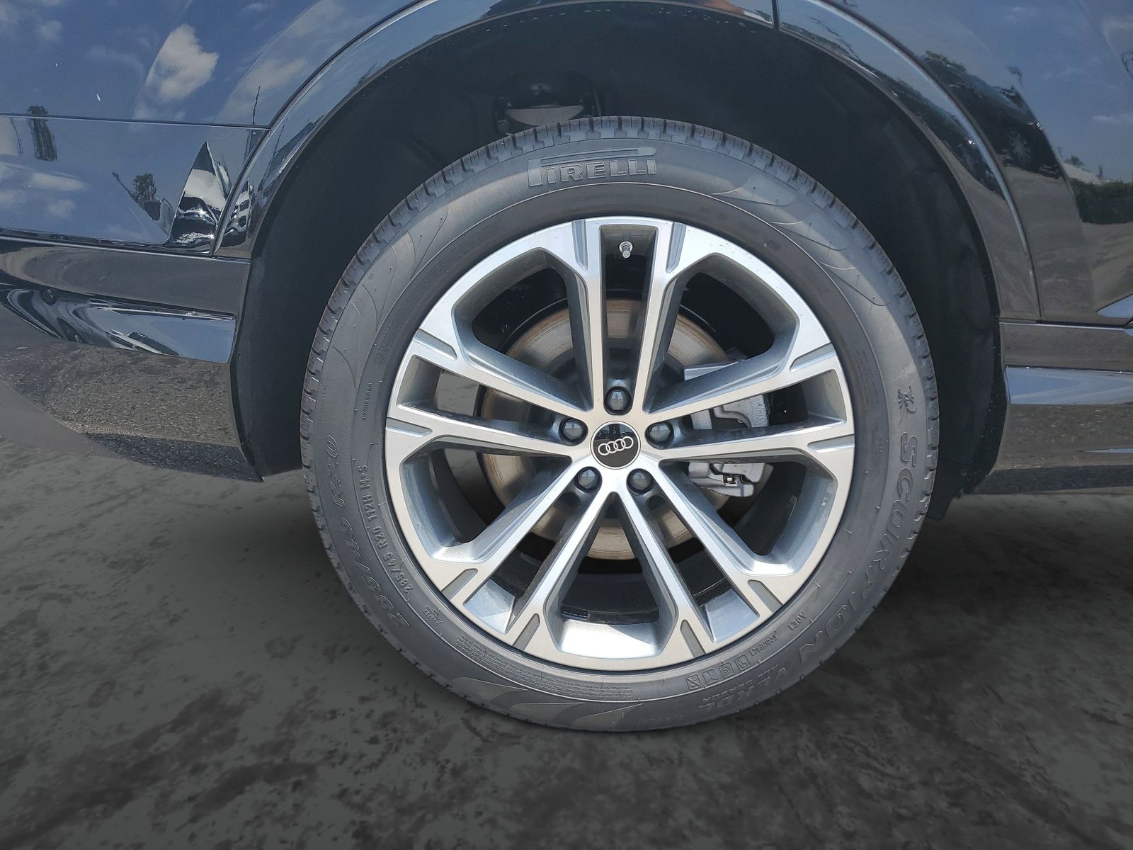 Vehicle photo