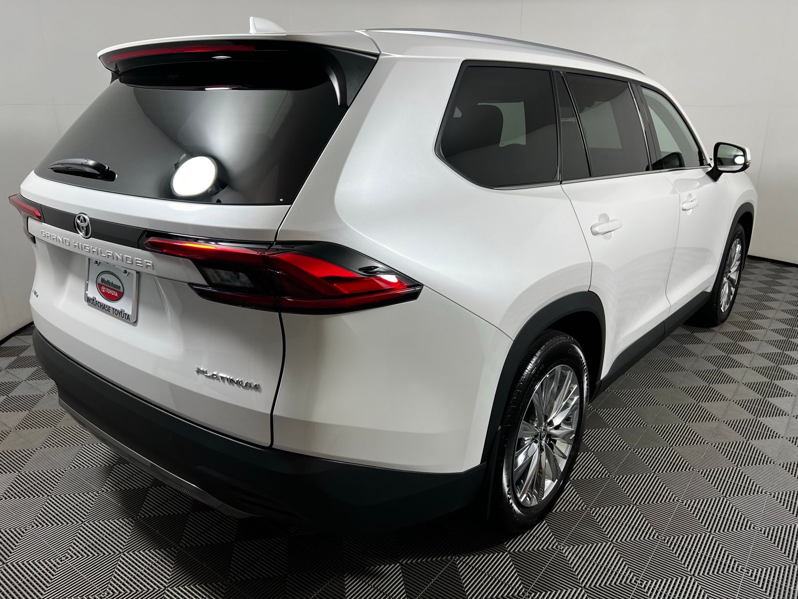2024 Toyota Grand Highlander Platinum 5
