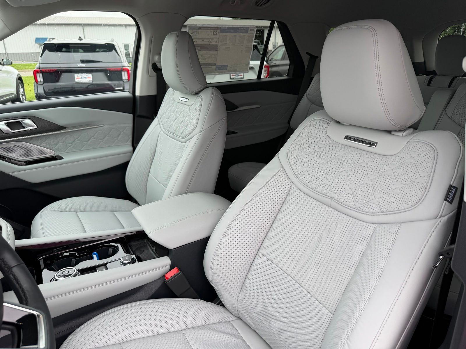 2026 Ford Explorer image 13
