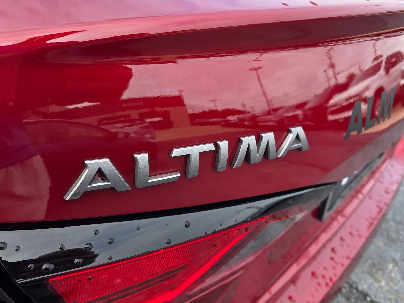2025 Nissan Altima SV - Photo 10