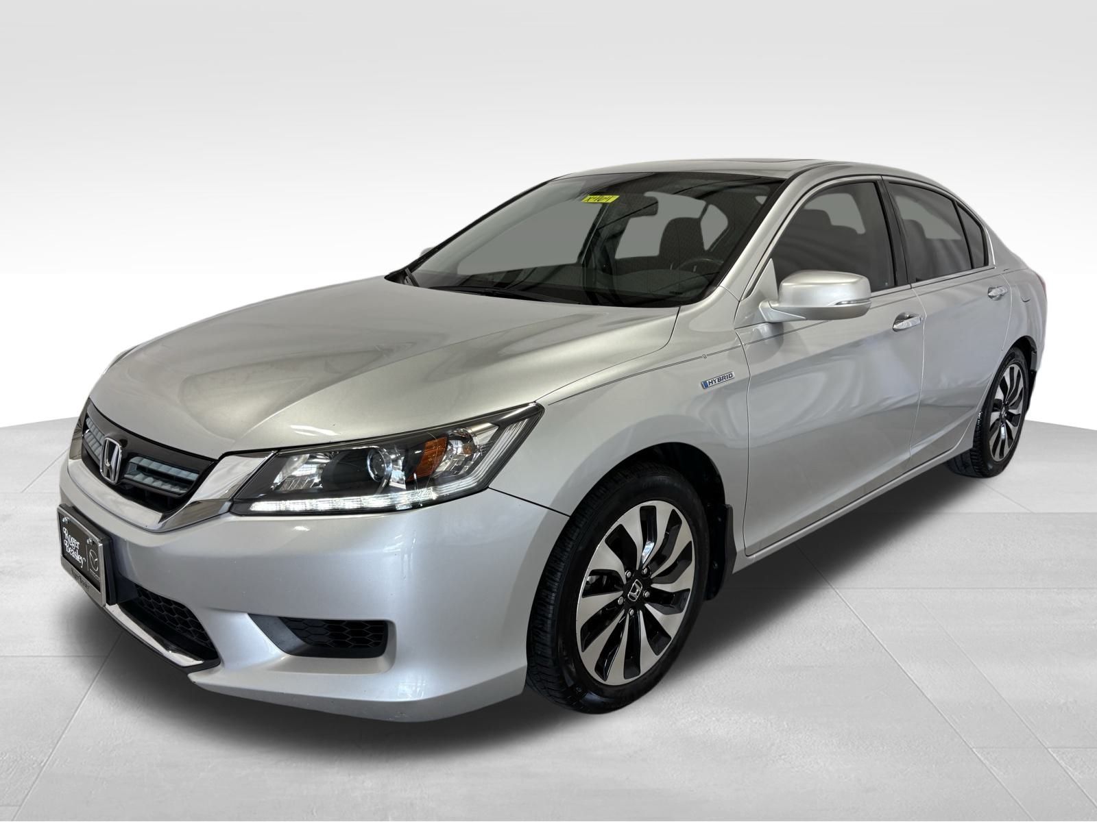 Used Car 2015 Honda Accord Hybrid  Ex-l For Sale Under $15,000 In Austin, Texas