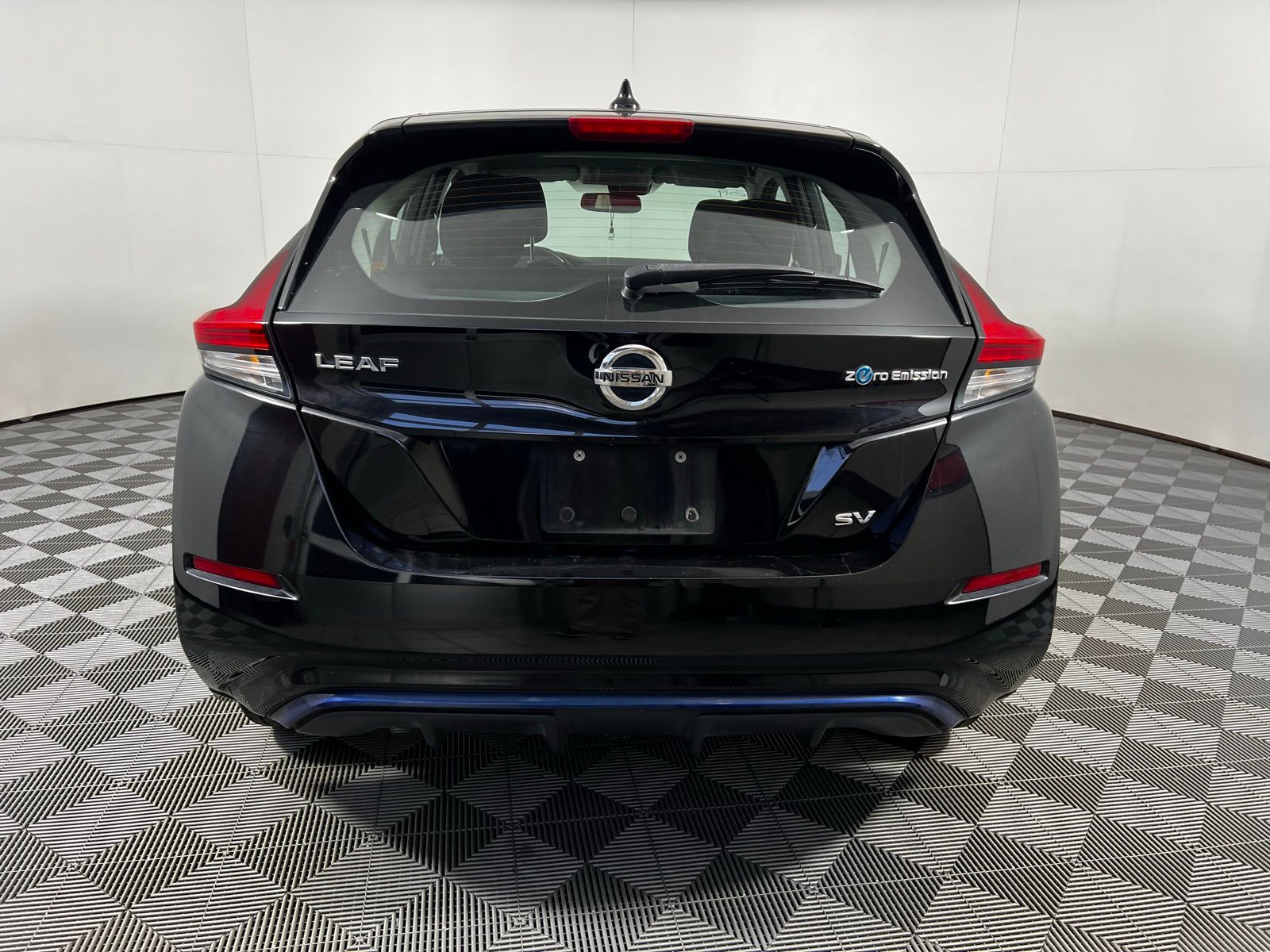 Thumbnail: 2019 Nissan Leaf - 6