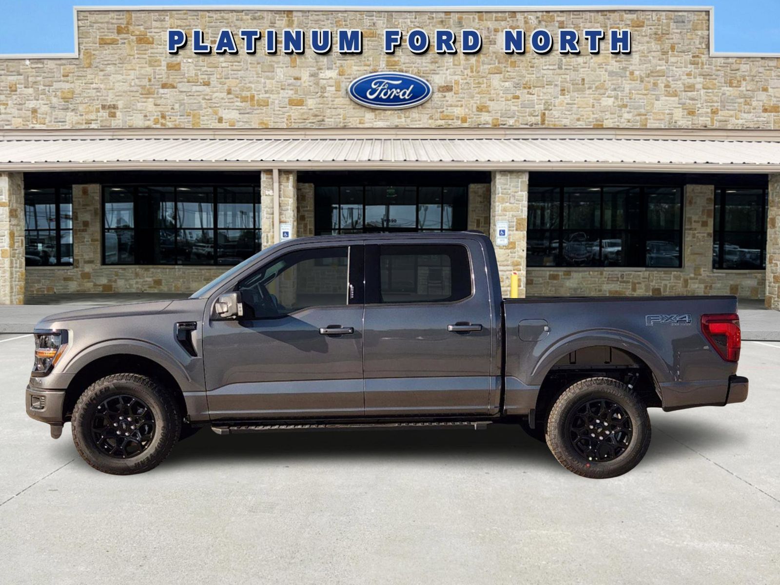 2024 Ford F-150 XLT 3