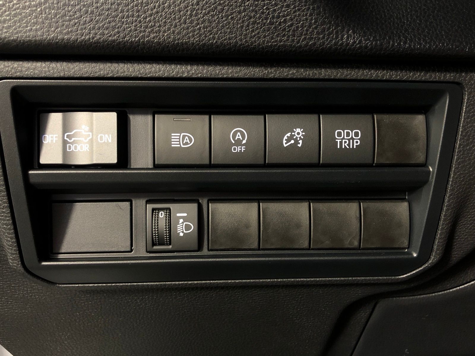 2025 Toyota Tundra SR5 16
