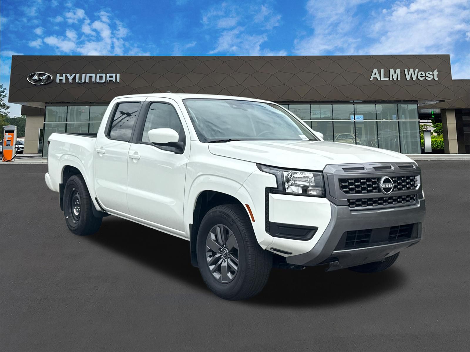 Used 2025 White Nissan SV image 3