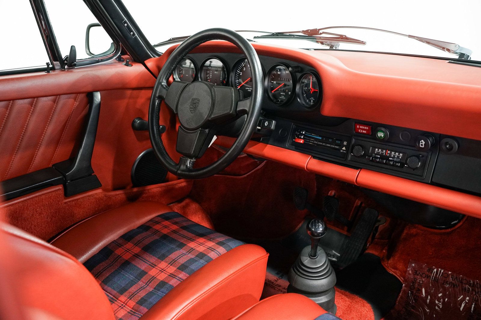 1976 Porsche 911 Carrera — photo 32