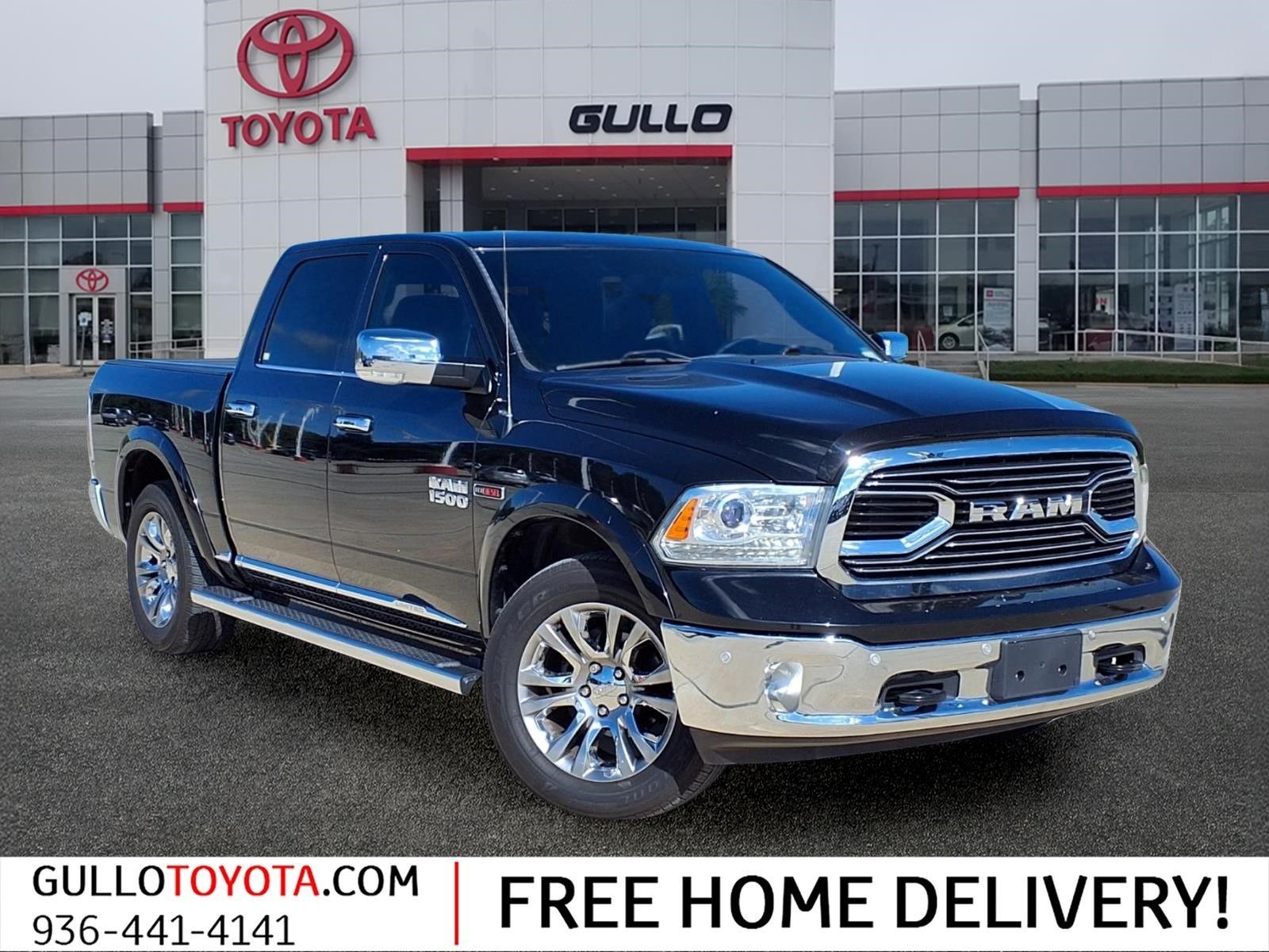 Brilliant Black Crystal Pearlcoat 2016 RAM 1500 Pickup Truck Four-Wheel Drive 8-Speed Automatic