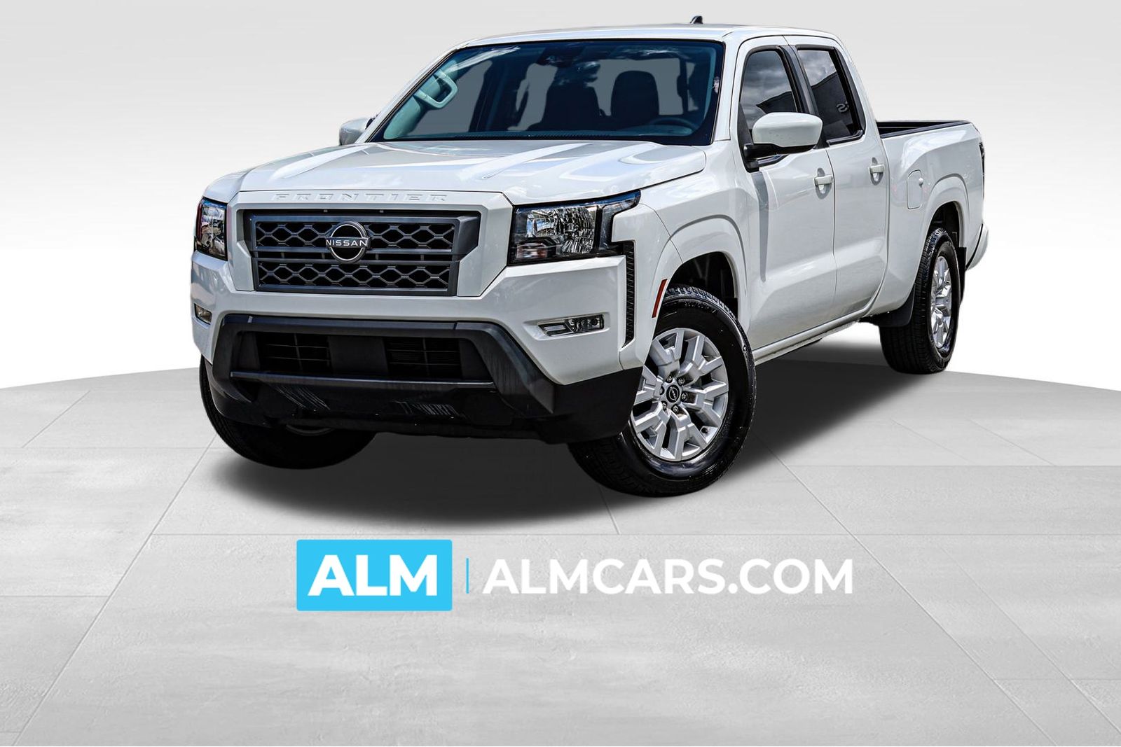 2024 Nissan Frontier SV's photo