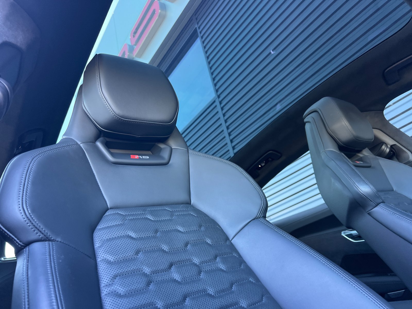 2024 Audi RS e-tron GT Base — full photo 16 of 28