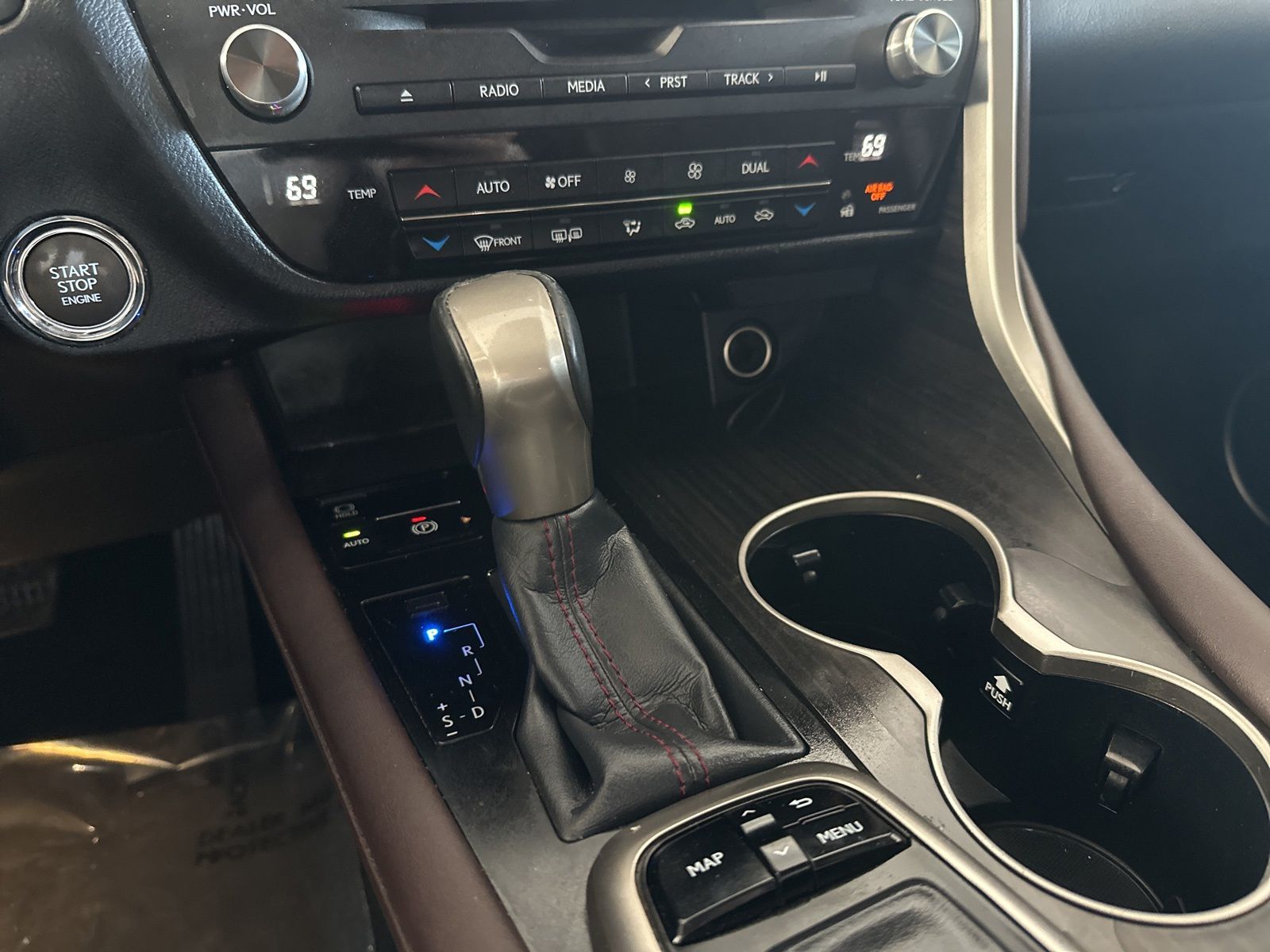 Used 2019 Atomic Silver Lexus 350 image 21