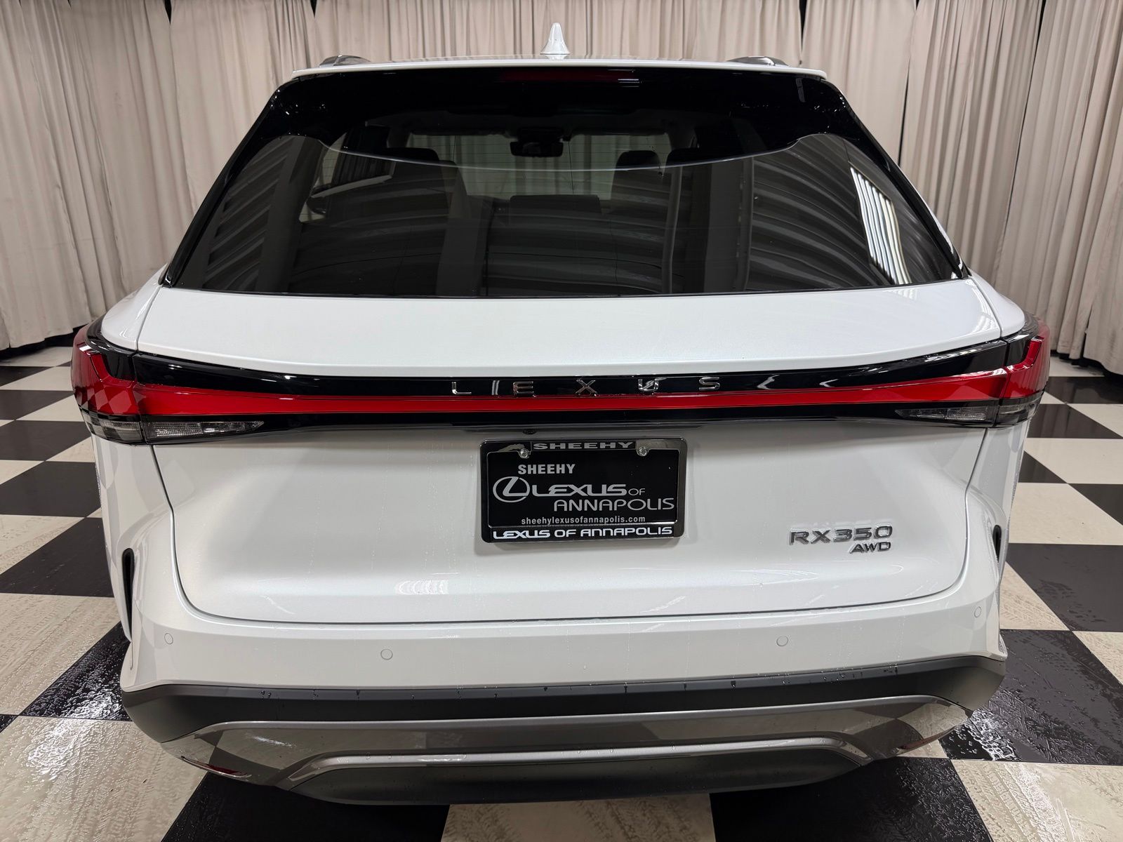 View vehicle photo 5