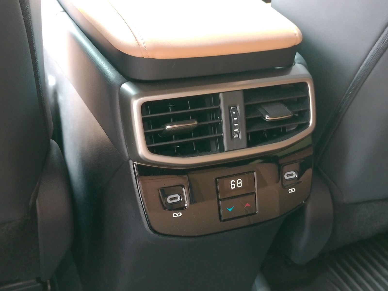 Used 2025 Red Lexus 350 Premium image 27