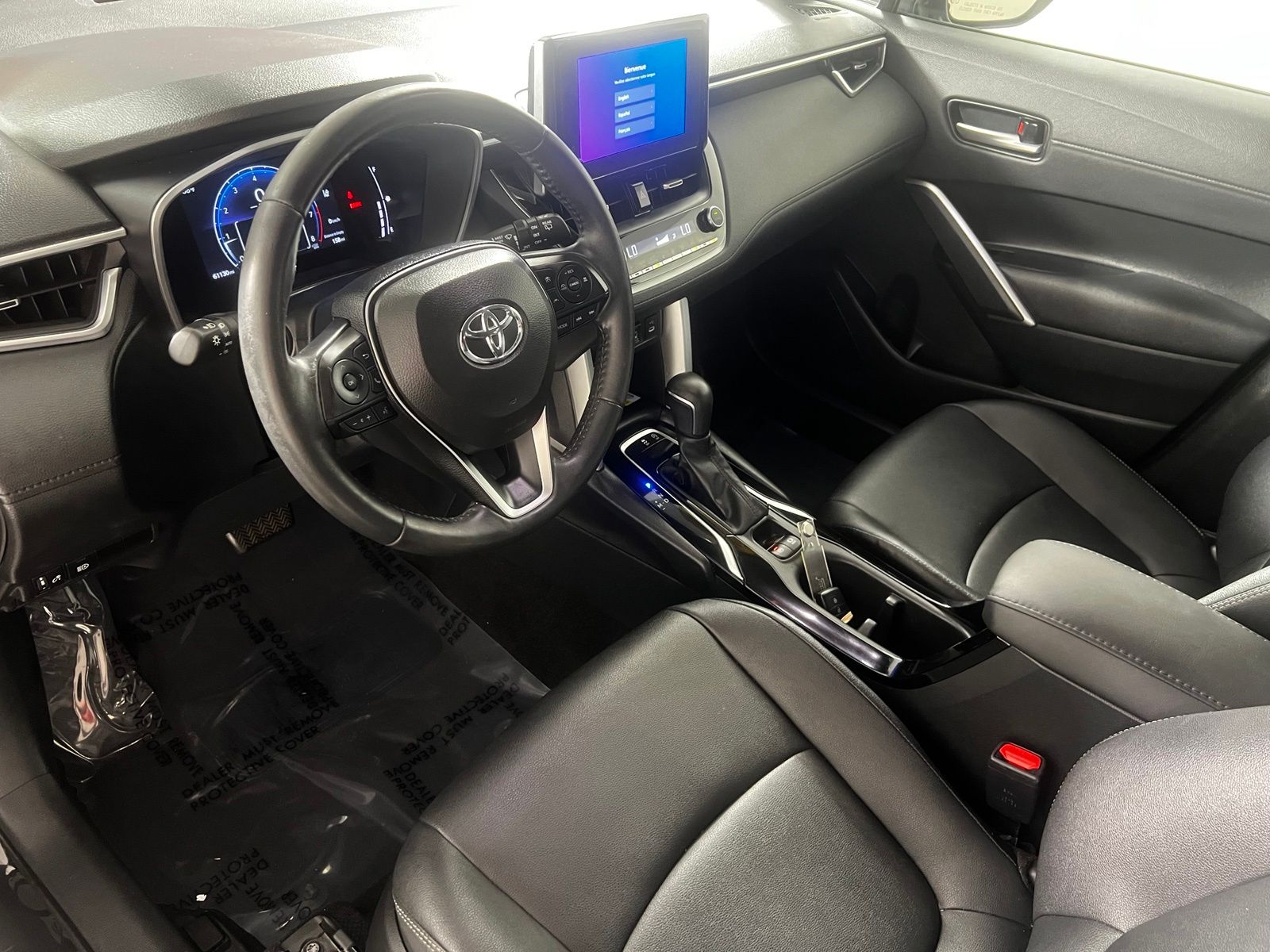 Thumbnail: 2023 Toyota Corolla Cross - 12