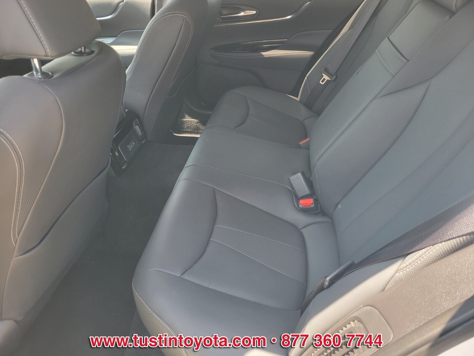 Used 2024 White Toyota XLE image 11