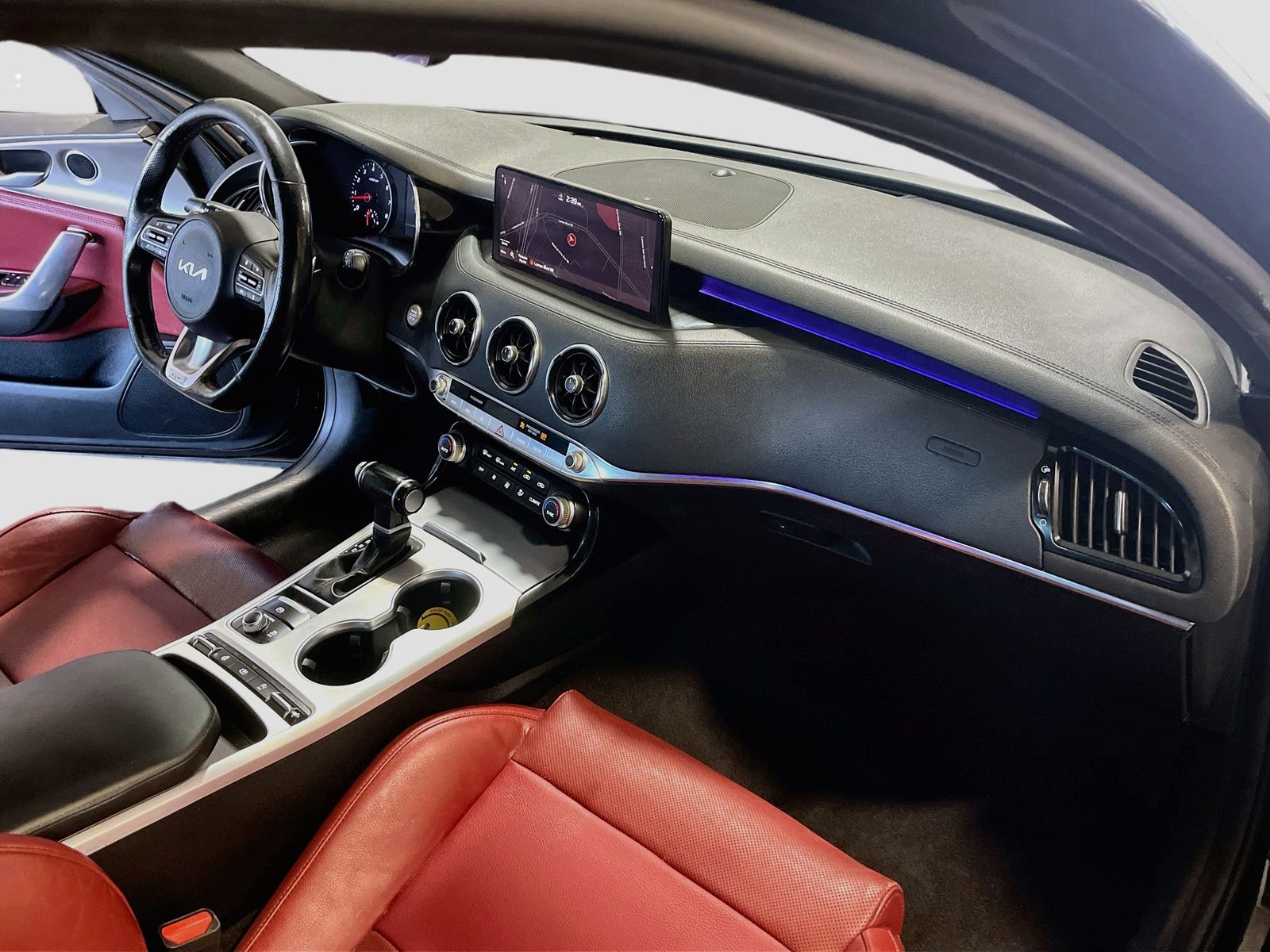 Used 2022 Black Kia GT1 image 29