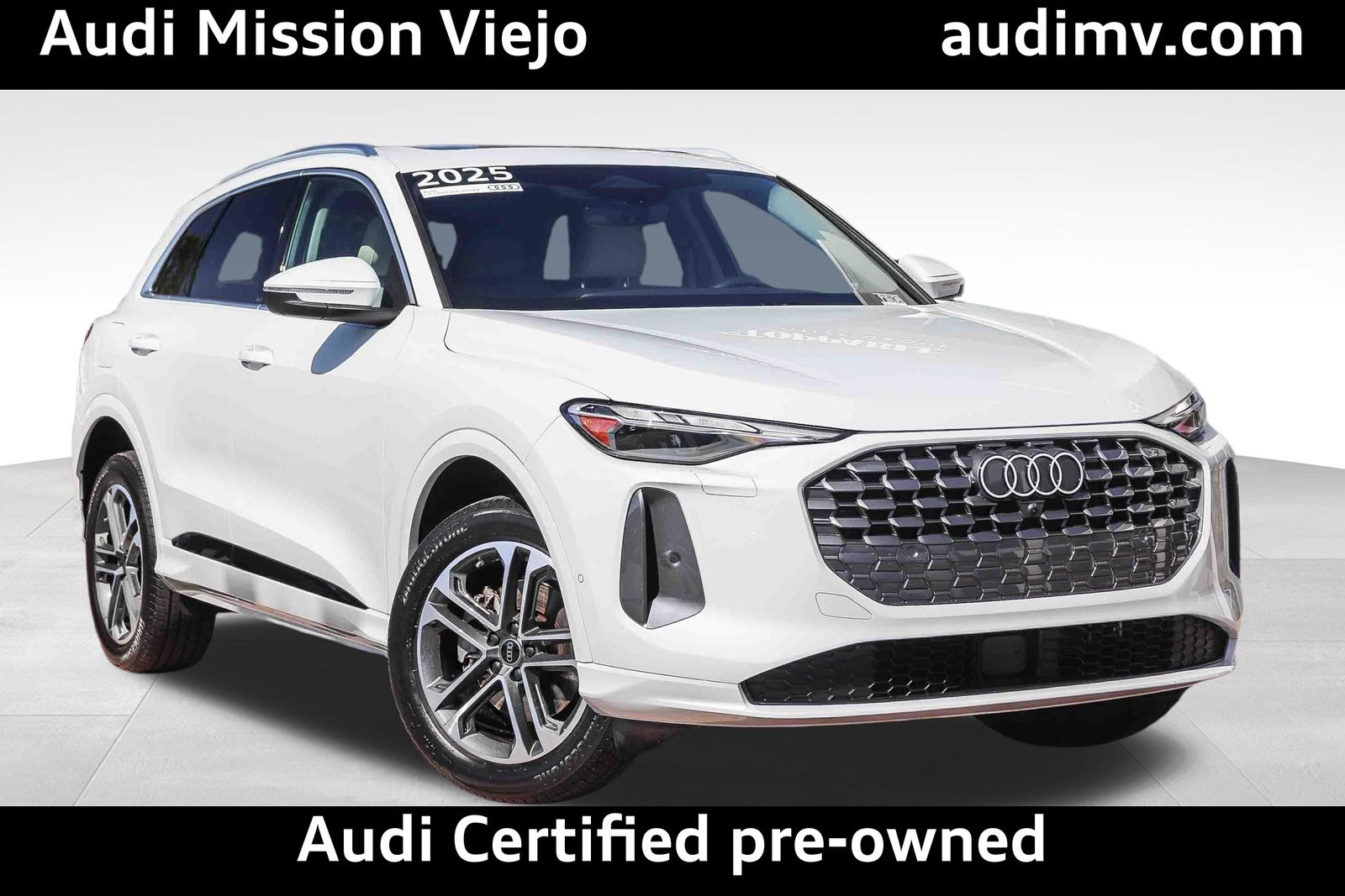 Glacier White 2025 Audi Q5 SUV / Crossover All-Wheel Drive 7-Speed Automatic