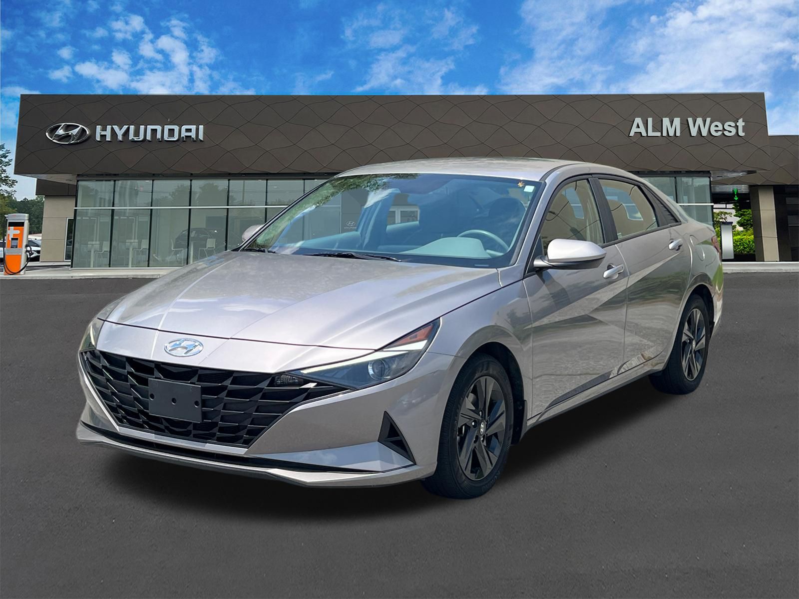 Fluid Metal 2022 Hyundai Elantra SEL FWD Sedan Front-Wheel Drive Continuously Variable Transmission