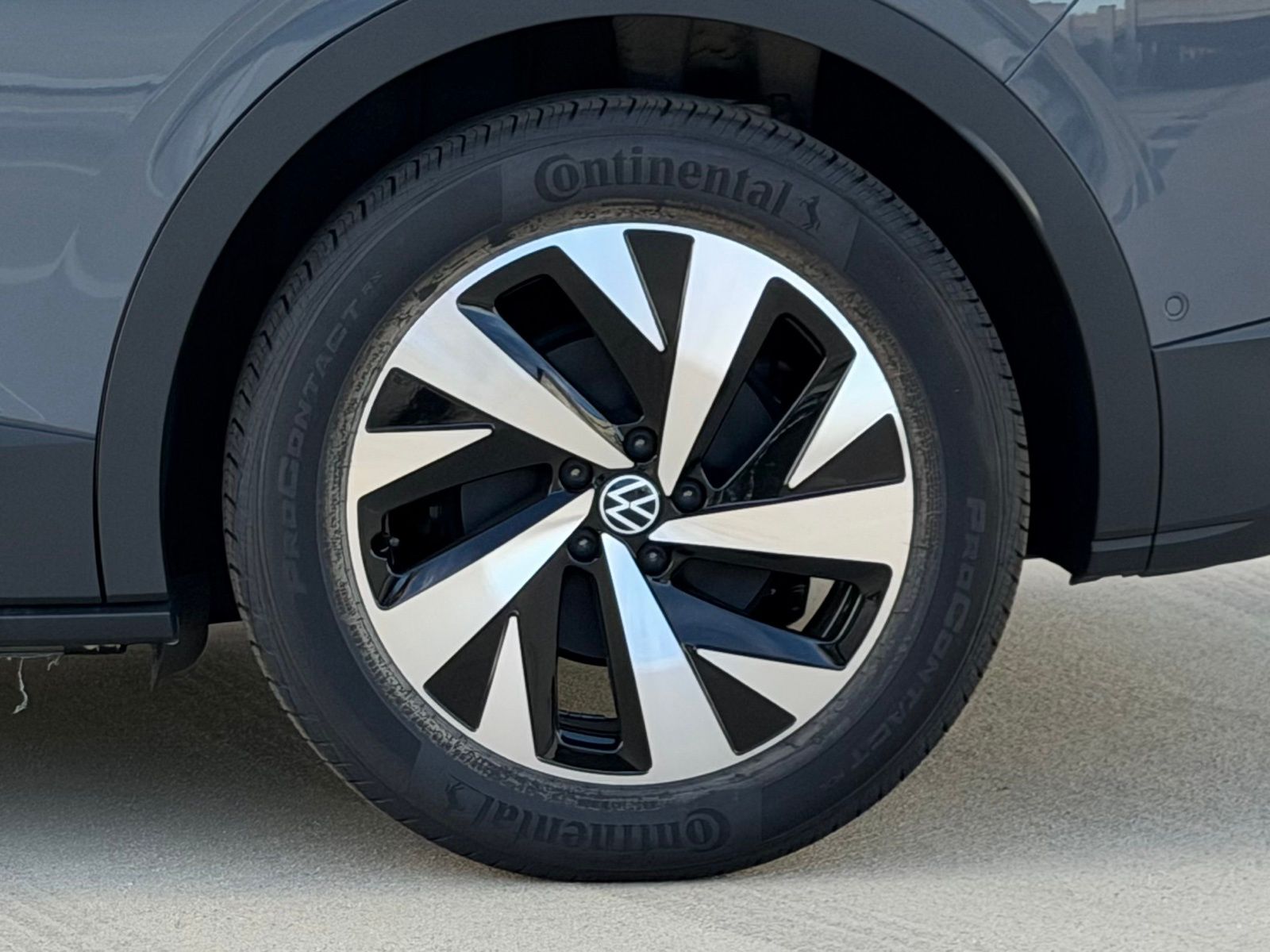 2026 Volkswagen ID.4 PRO - Photo 11